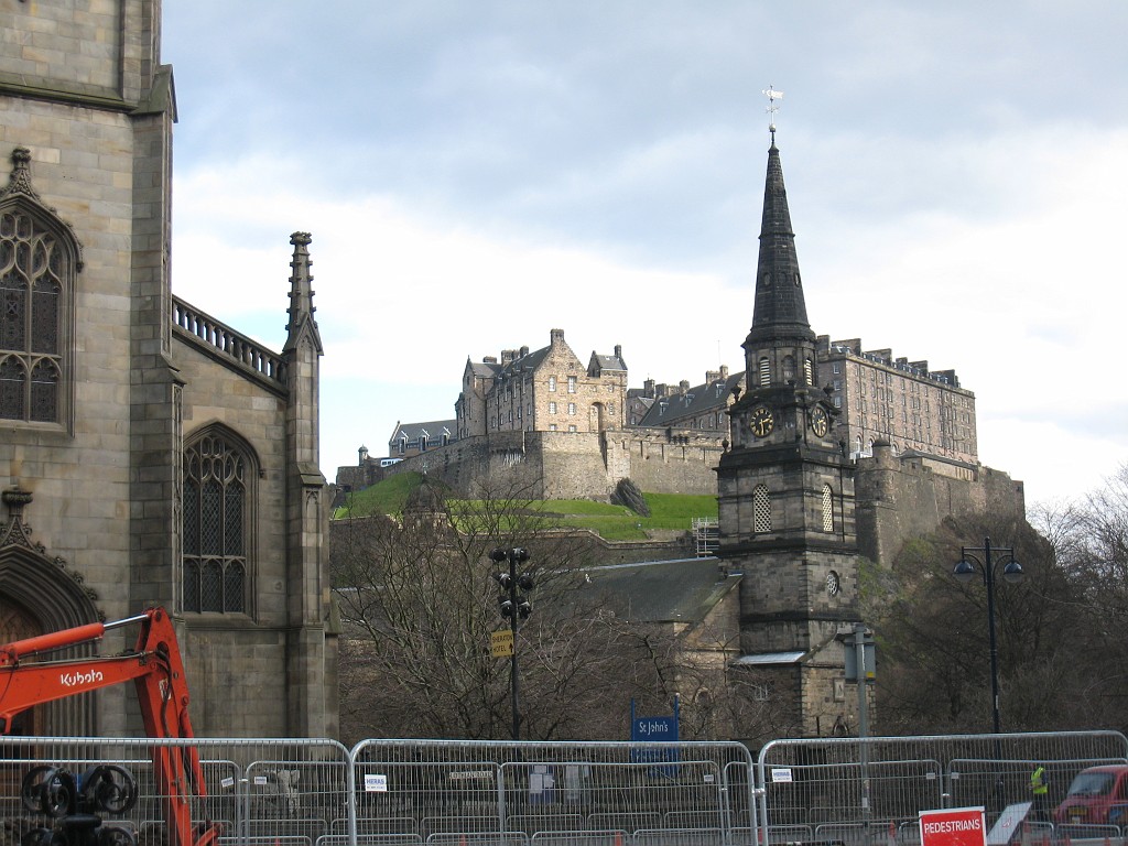 IMG_5030.JPG - St Cuthbert's Church  http://en.wikipedia.org/wiki/St_Cuthbert%27s_Church 