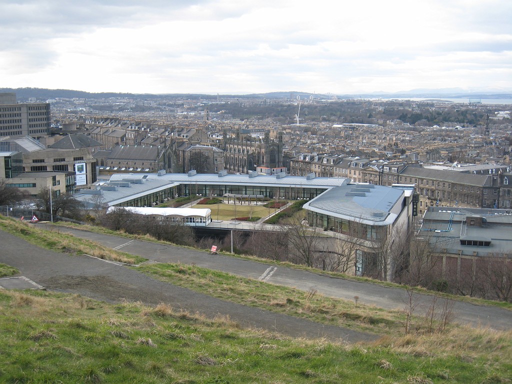 IMG_5088.JPG - Omni centre with glasshouse hotel & roof garden