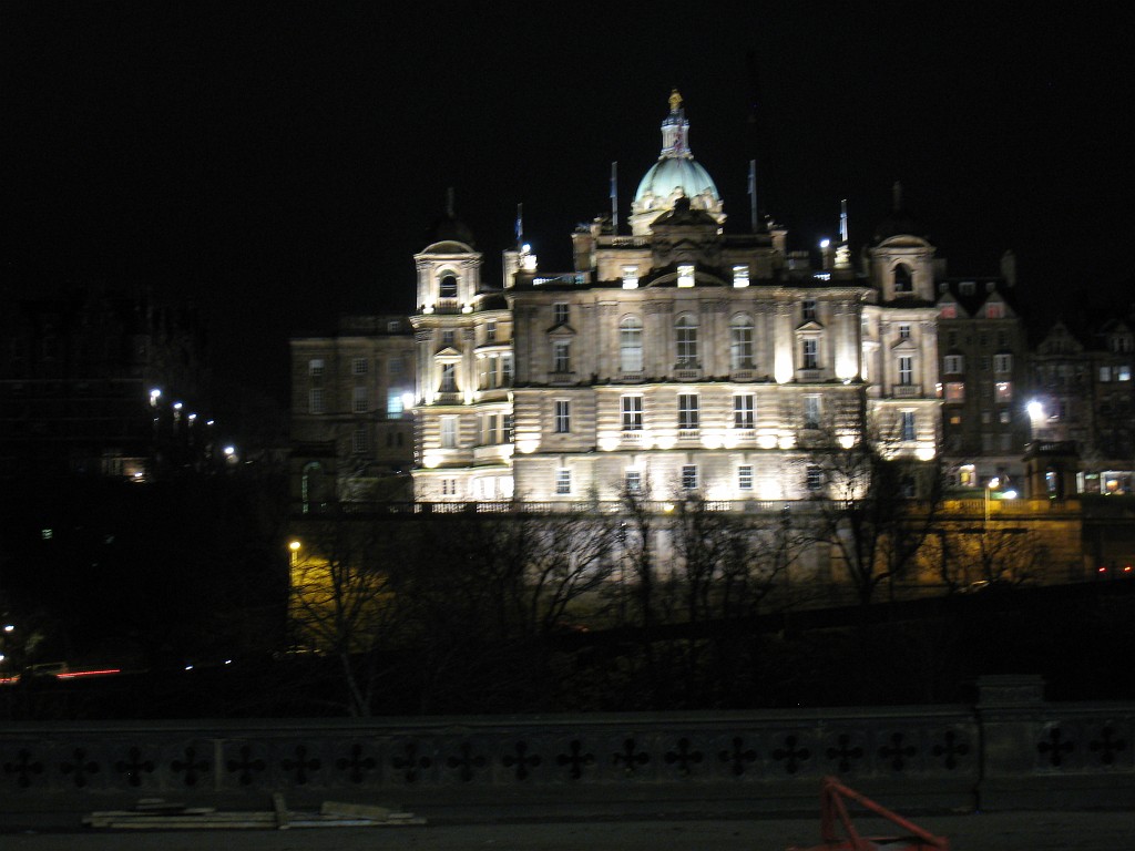 IMG_5220.JPG - Bank of Scotland  http://en.wikipedia.org/wiki/Bank_of_Scotland  at night