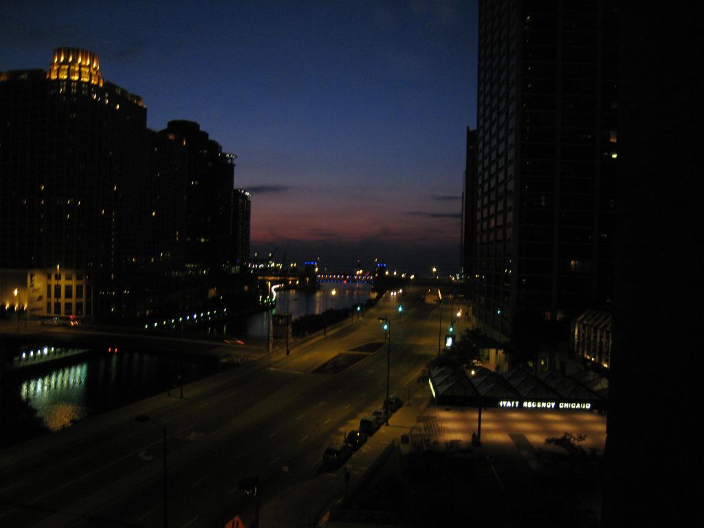 IMG_8927.JPG - Chicago River