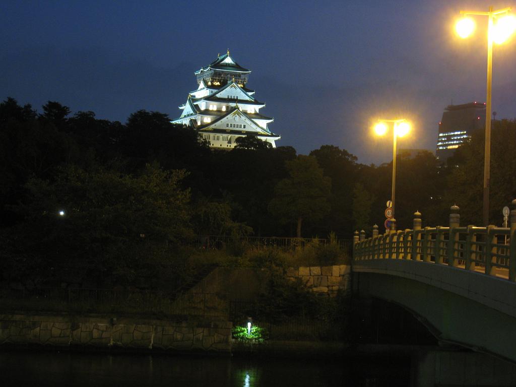 IMG_9744.JPG - Osaka castle main tower
