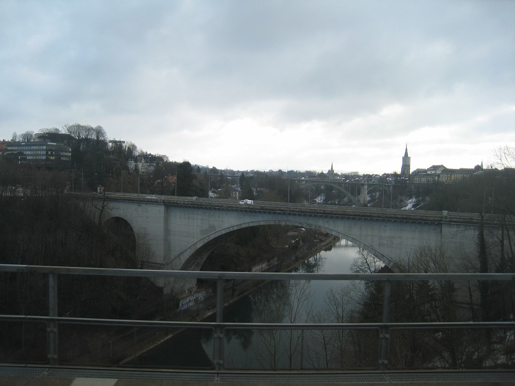 IMG_0308.JPG - Lorraine- und Kornhausbrücke