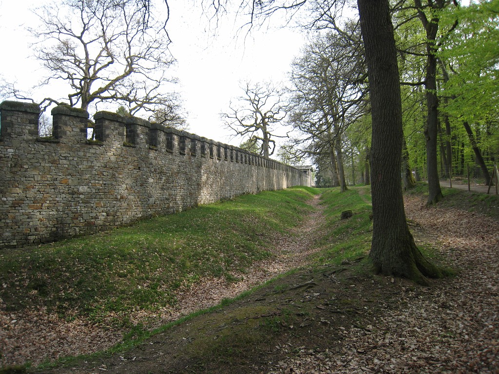 IMG_0372.JPG - Saalburg  http://en.wikipedia.org/wiki/Saalburg  - a Roman Empire castle. Part of the Limes  http://en.wikipedia.org/wiki/Limes  a UNESCO World Heritage Site.