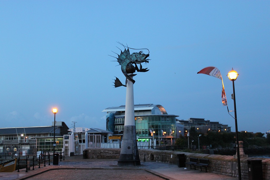 IMG_1204.JPG - Barbican Sculpture and the National Marine Aquarium  http://en.wikipedia.org/wiki/National_Marine_Aquarium%2C_Plymouth 