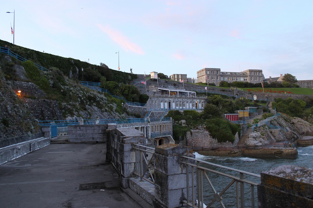 IMG_1442.JPG - Plymouth Hoe  http://en.wikipedia.org/wiki/Plymouth_Hoe 