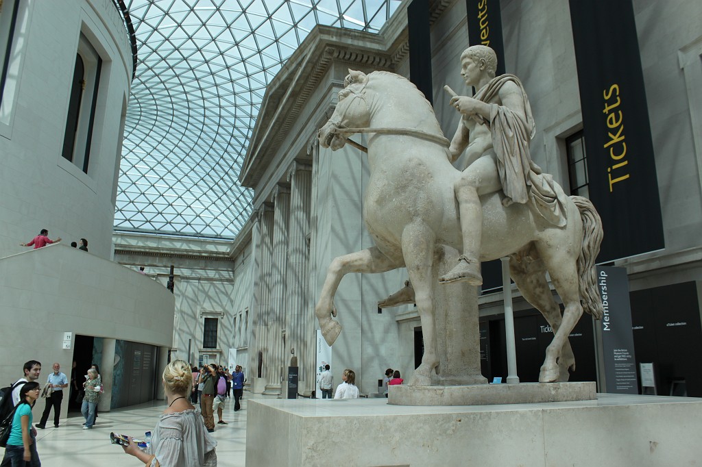 IMG_2658.JPG - Marble statue of a youth on horseback in the Great Court  http://www.britishmuseum.org/explore/highlights/highlight_objects/gr/m/statue_youth_on_horseback.aspx 