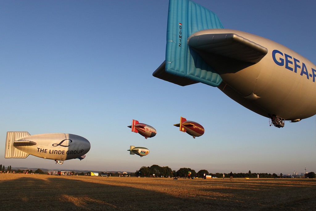 IMG_2732.JPG - 6. Bad Homburger Luftschiffparade 2009  http://www.bad-homburger-luftschiffparade.de/web/home/index.htm 