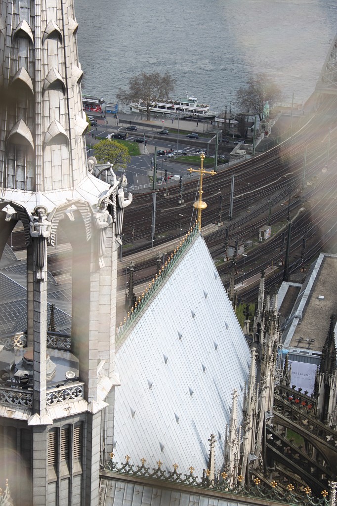IMG_5111.JPG - View from Cologne Cathedral tower  http://en.wikipedia.org/wiki/Cologne_Cathedral 