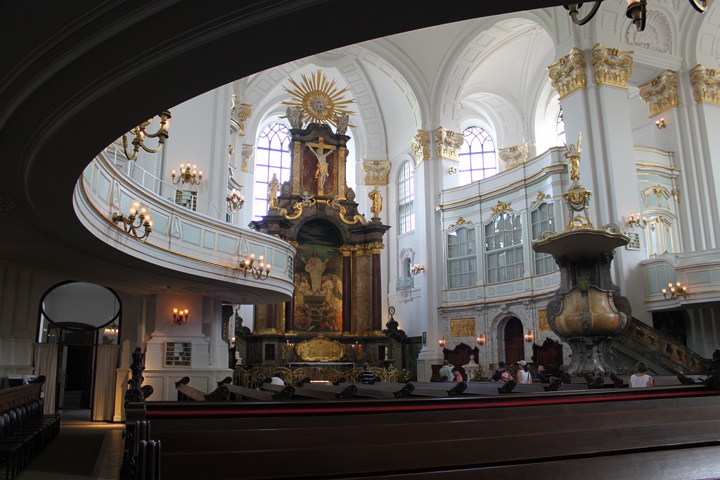 IMG_6431.JPG - Michel  http://en.wikipedia.org/wiki/St._Michaelis_Church,_Hamburg 