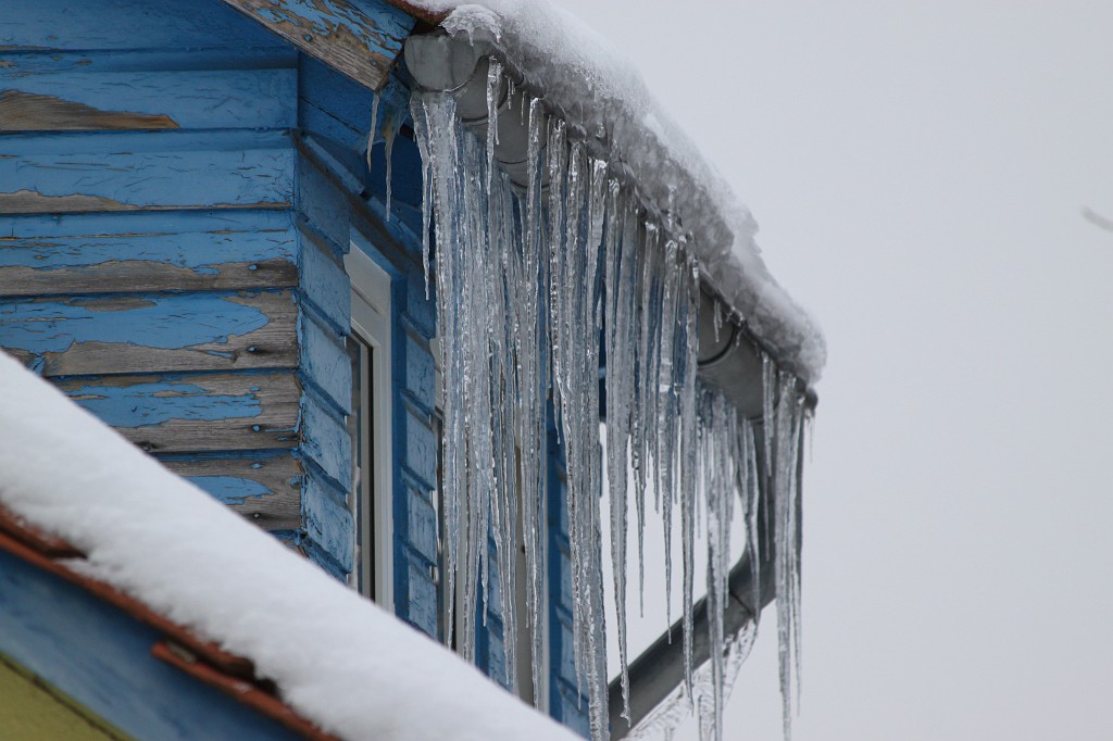 IMG_8969.JPG - Icicles