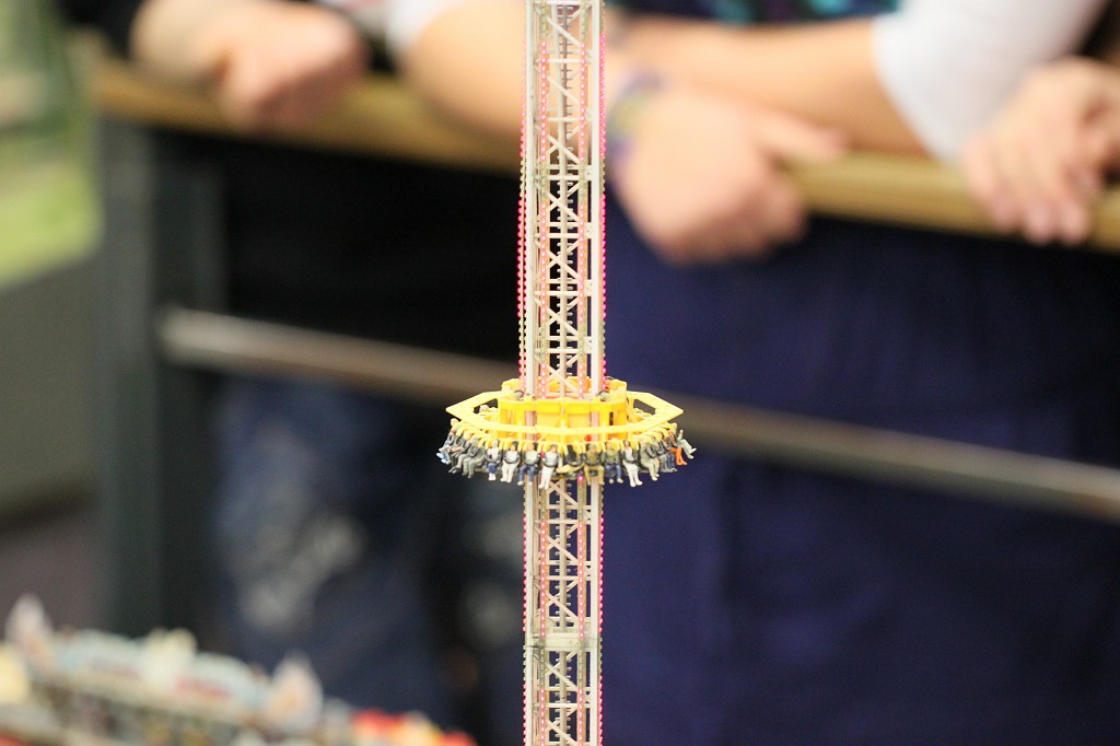 IMG_9458.JPG - Miniature Wonderland (Miniatur Wunderland)  http://en.wikipedia.org/wiki/Miniatur_Wunderland  Freefall Tower