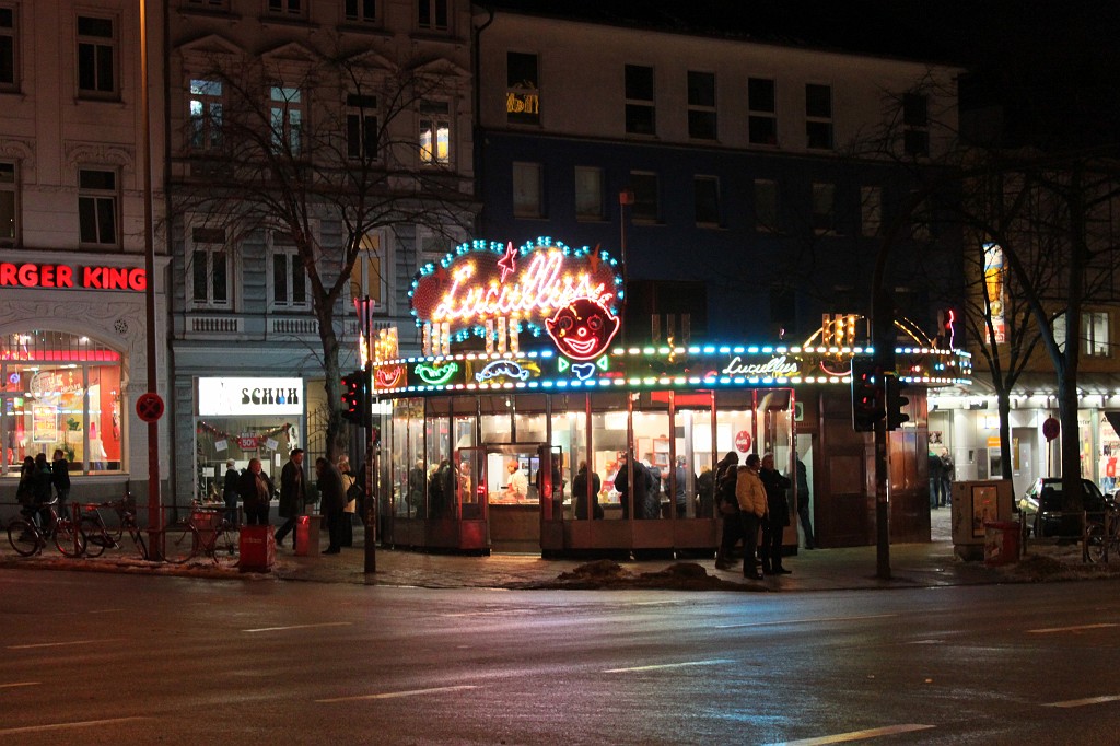 IMG_9647.JPG - Reeperbahn  http://en.wikipedia.org/wiki/Reeperbahn 