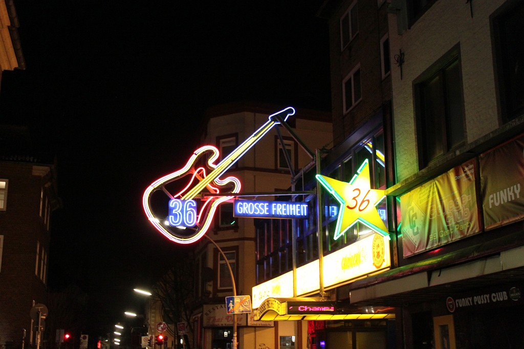IMG_9658.JPG - Reeperbahn  http://en.wikipedia.org/wiki/Reeperbahn 