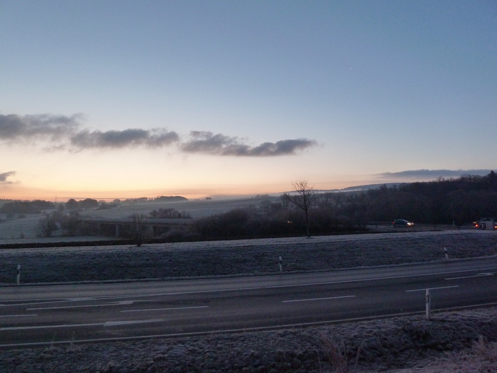 P1020227.JPG - Heisterbachstrasse in early morning with fog