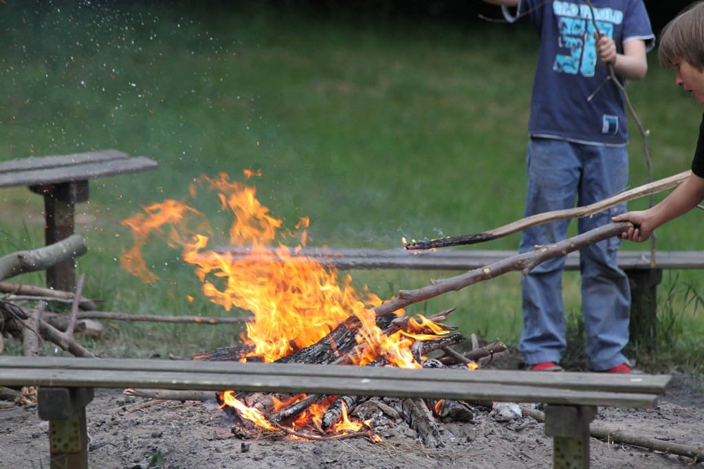 IMG_2017.JPG - Das Lagerfeuer