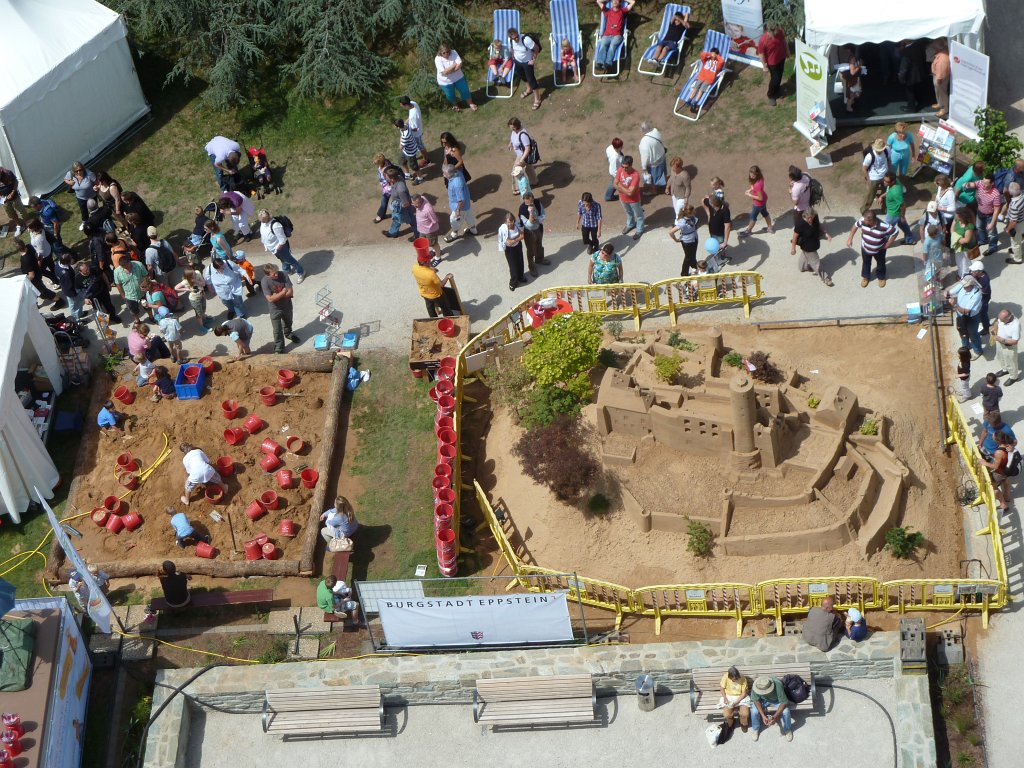 P1030265.JPG - Sandkastenburg