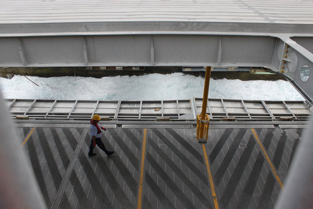 IMG_4400.JPG - Benchijigua Express  http://en.wikipedia.org/wiki/HSC_Benchijigua_Express 