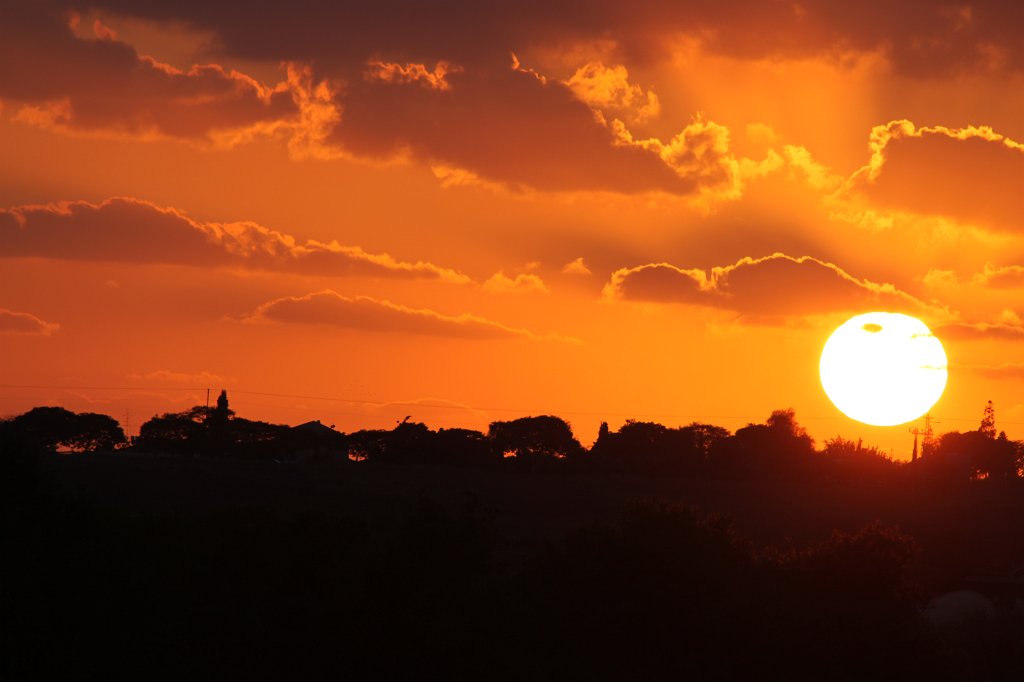 IMG_5263.JPG - Sunset seen from Mobixell office