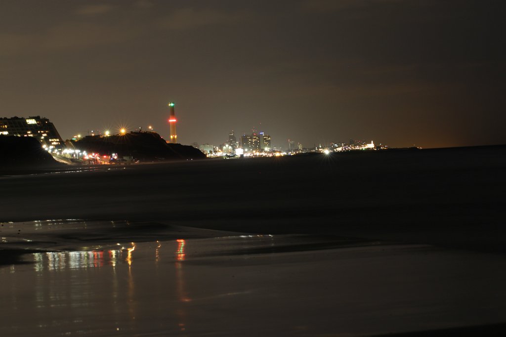 IMG_5300.JPG -  Tel Aviv  from the  Herzliya marina  beach. The chimney belongs to  Reading Power Station 