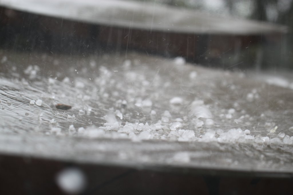 IMG_5114.JPG - Hail storm