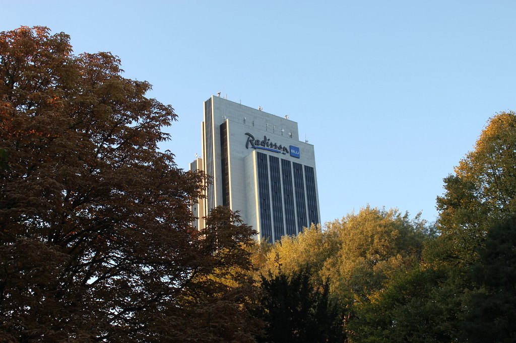 IMG_5652.JPG - Back to the hotel