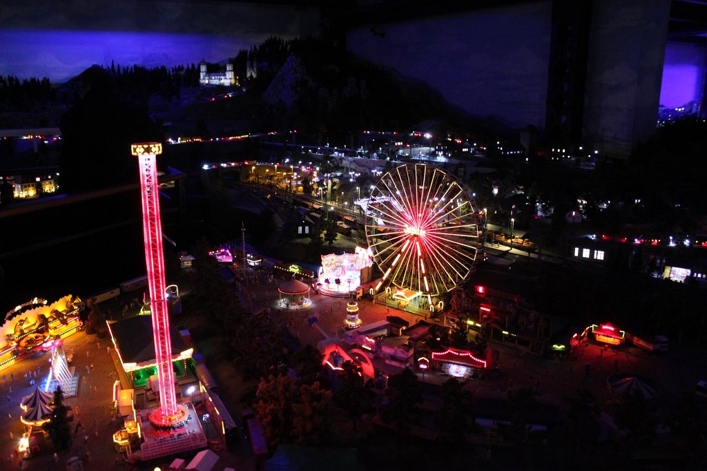 IMG_5786.JPG - Funfair in the  Miniatur Wunderland  ( miniature wonderland ). The world largest miniature railway not only host trains but also running cars, trucks, ship and even "flying" airplanes.