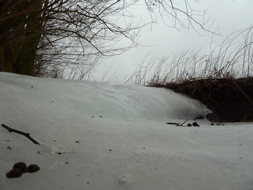 P1060358.JPG - Stream now looks like glacier