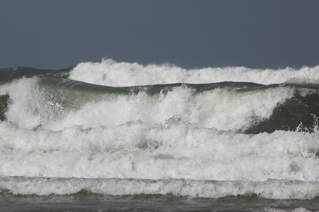IMG_7001.JPG - Waves