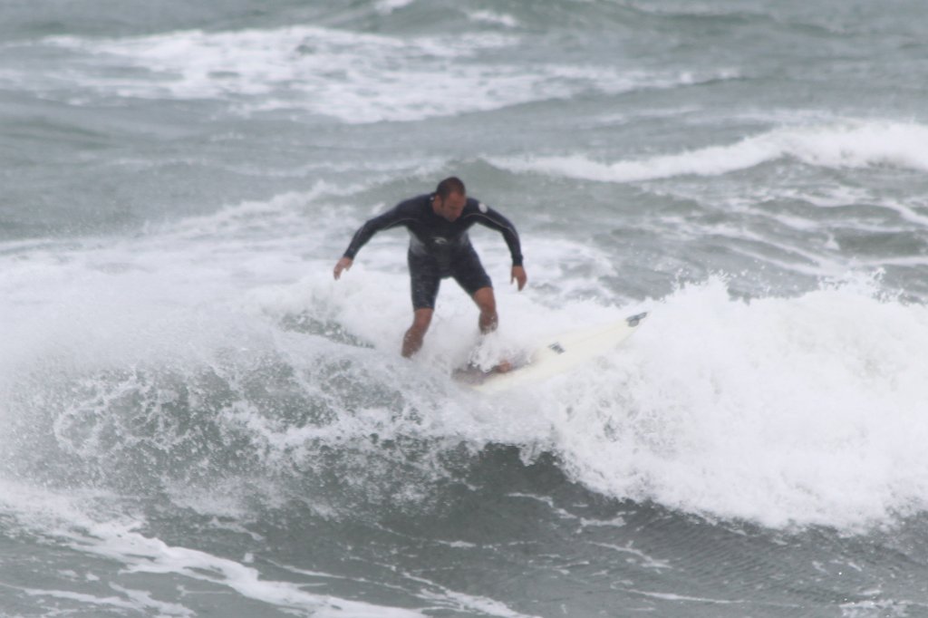 IMG_7051.JPG - Master of the waves