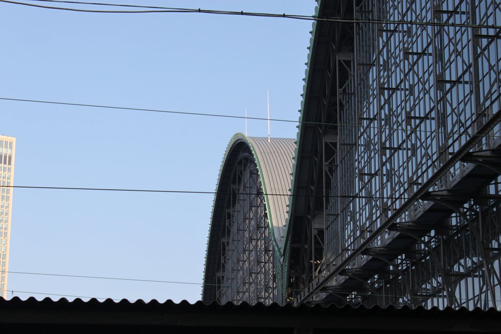 IMG_7330.JPG - Frankfurt Central Station  http://en.wikipedia.org/wiki/Frankfurt_Central_Station 