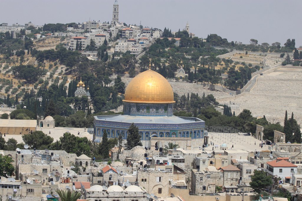 IMG_8850.JPG - Dome of the Rock  http://en.wikipedia.org/wiki/Dome_of_the_Rock  on temple mount  http://en.wikipedia.org/wiki/Temple_Mount 