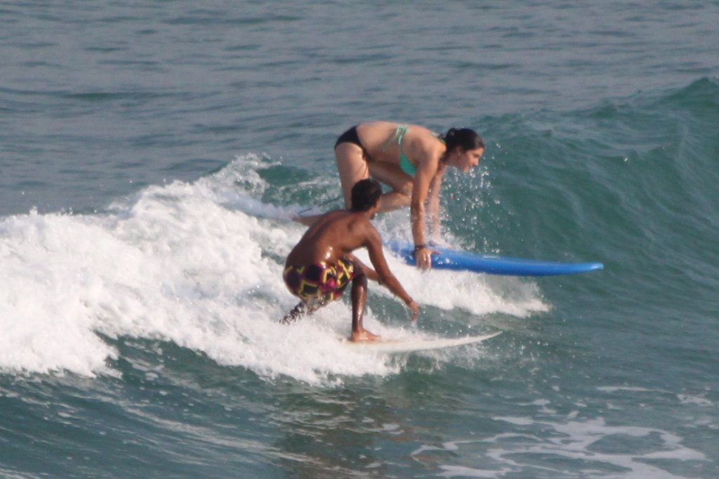 IMG_9124.JPG - Surfer