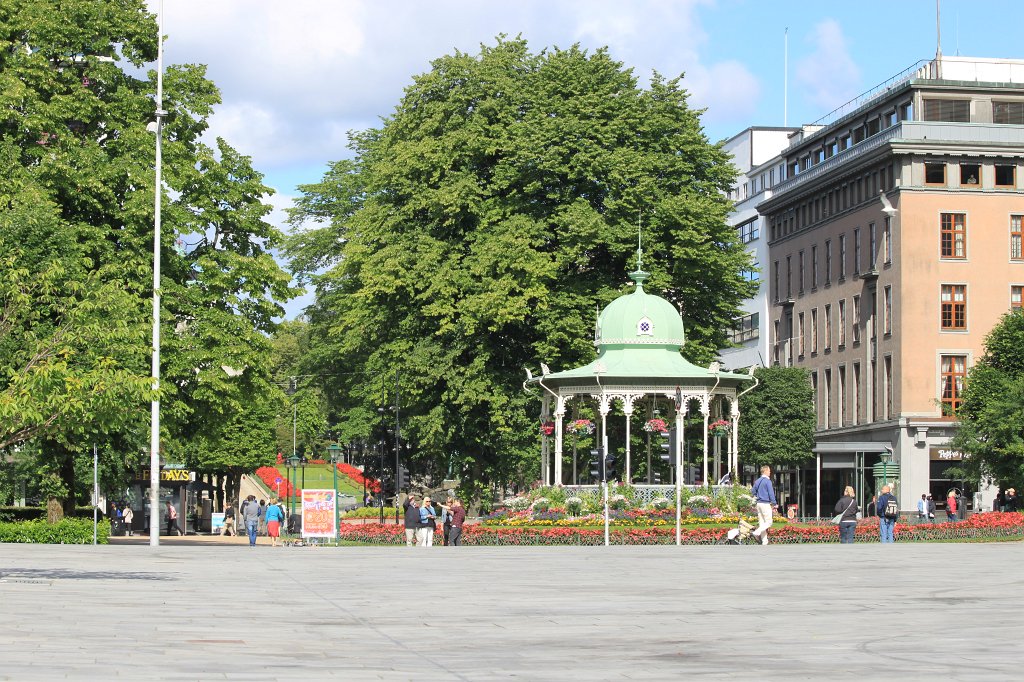 IMG_9669.JPG - Byparken music pavilion