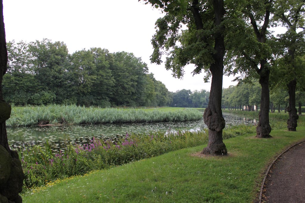 IMG_0803.JPG - Graft (moat) around the "Großer Garten"
