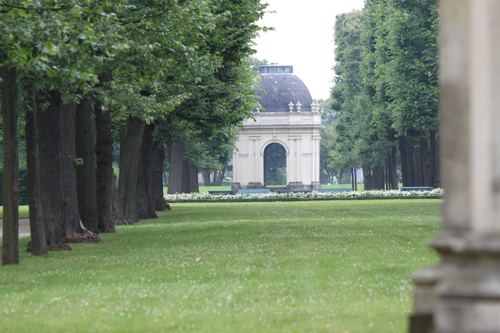 IMG_0812.JPG - View from one Pavilion to the other