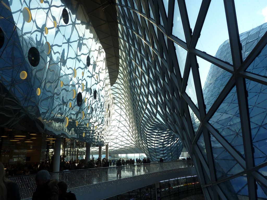 P1090344.JPG - MyZeil Shopping Center  http://en.wikipedia.org/wiki/MyZeil 