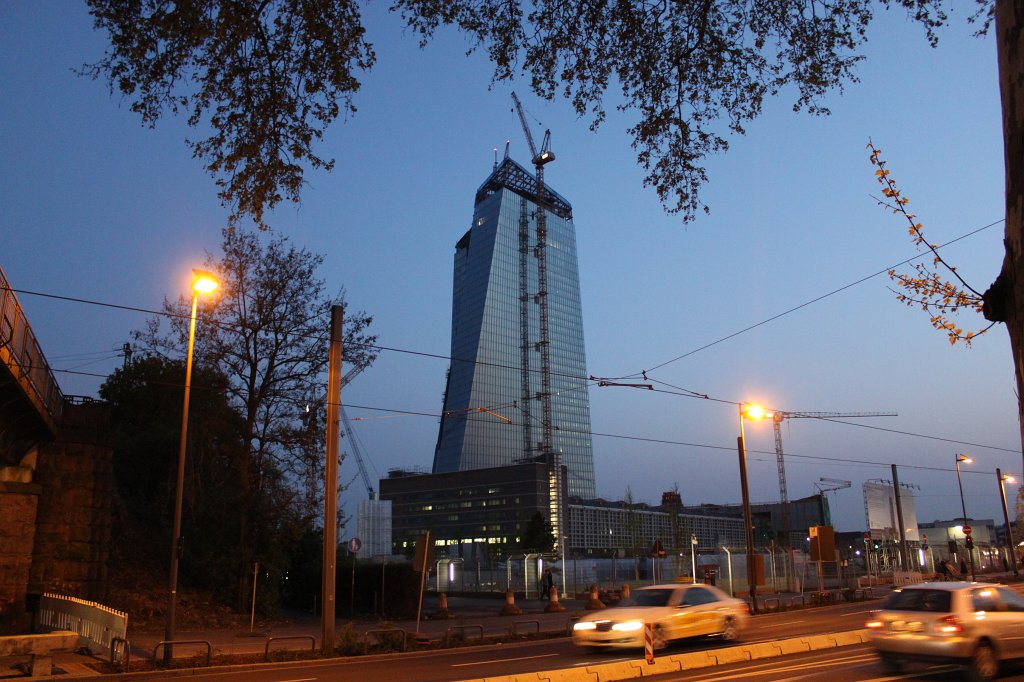 IMG_3999.JPG - Construction of new  ECB (European Central Bank)  tower