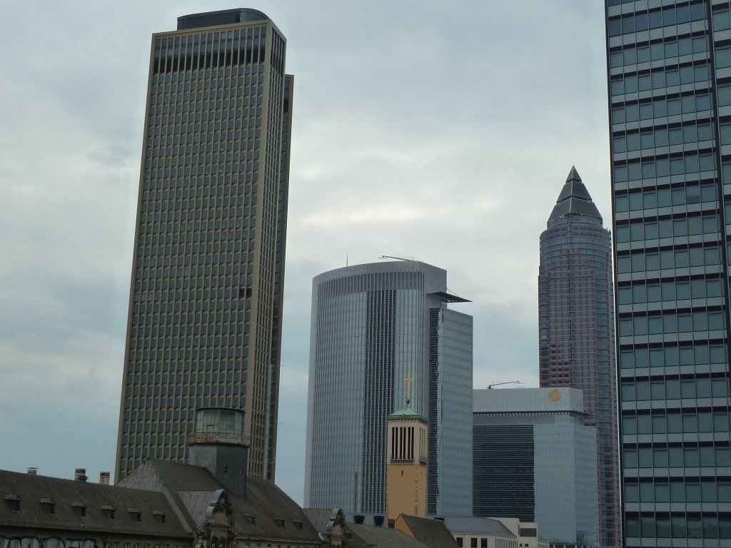 P1100093.JPG -  Friedrich-Ebert-Anlage 