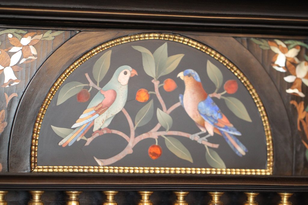 IMG_5639.JPG - Furniture art in the  Palazzo Vecchio 