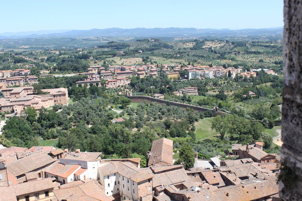 IMG_6158.JPG -  Siena  city wall