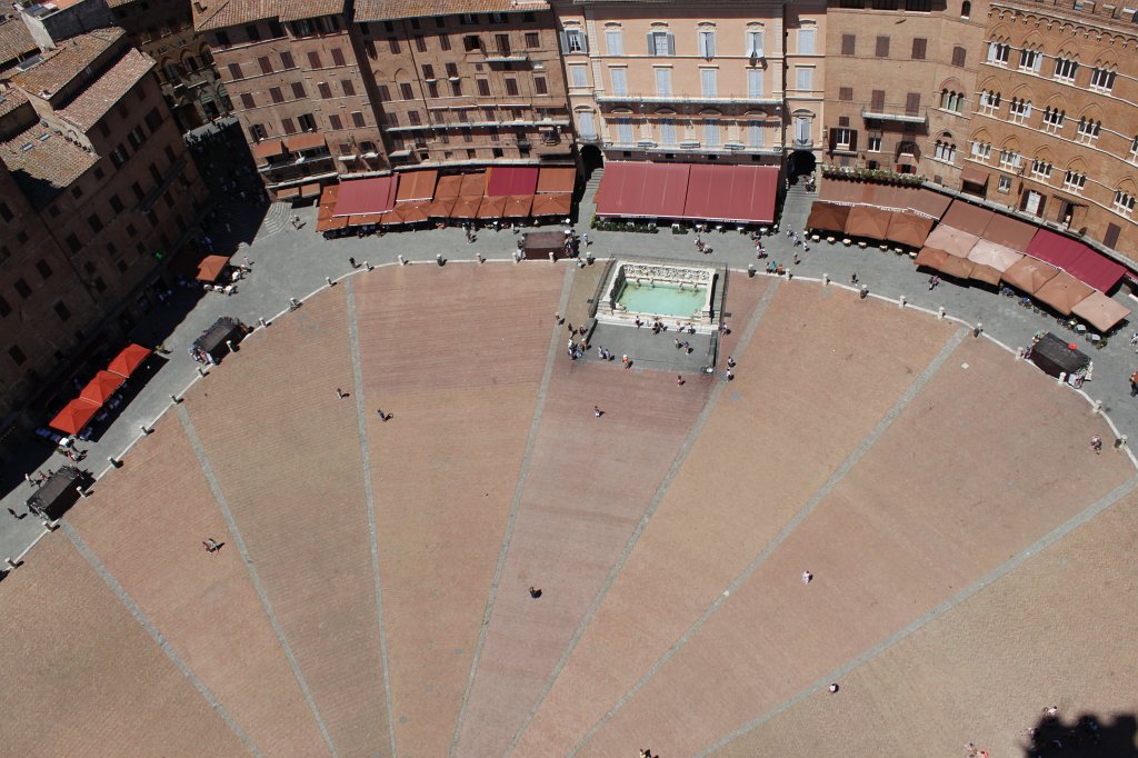 IMG_6184.JPG -  Piazza del Campo 