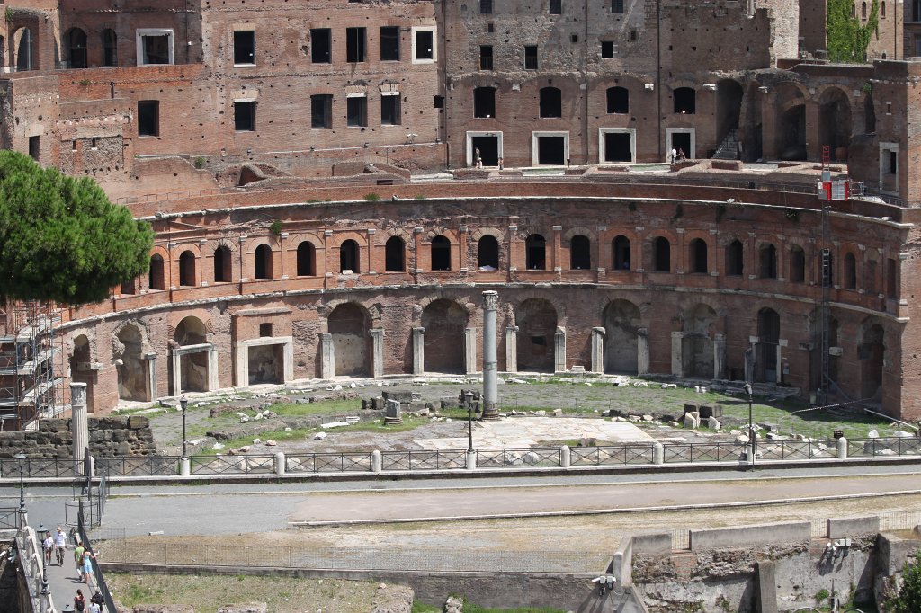 IMG_7004.JPG -  Trajan's Market 