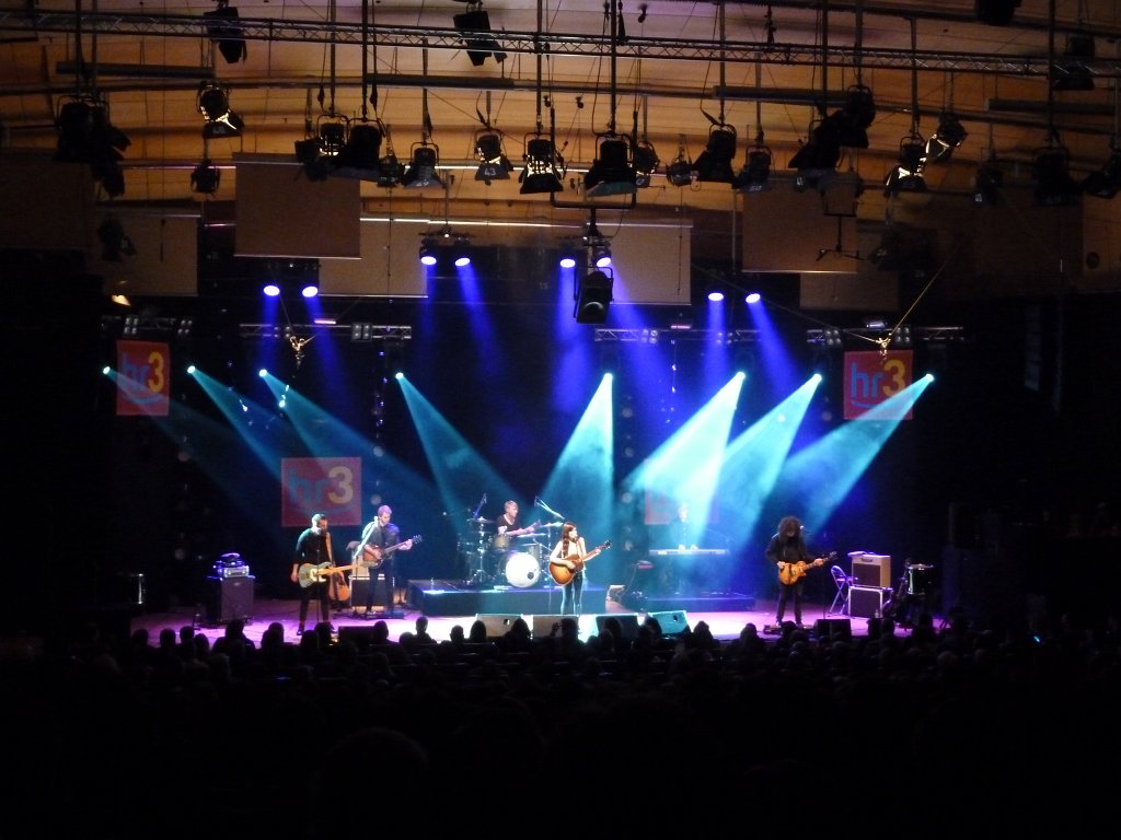 P1110610.JPG -  hr3 @night -  Madeline Juno 