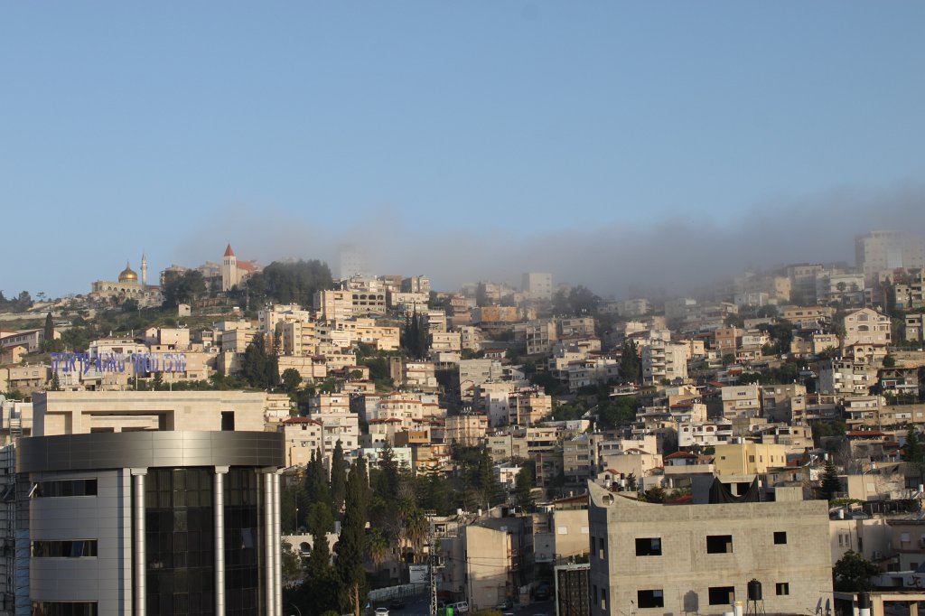 IMG_9524.JPG - Morning fog coming down the hills