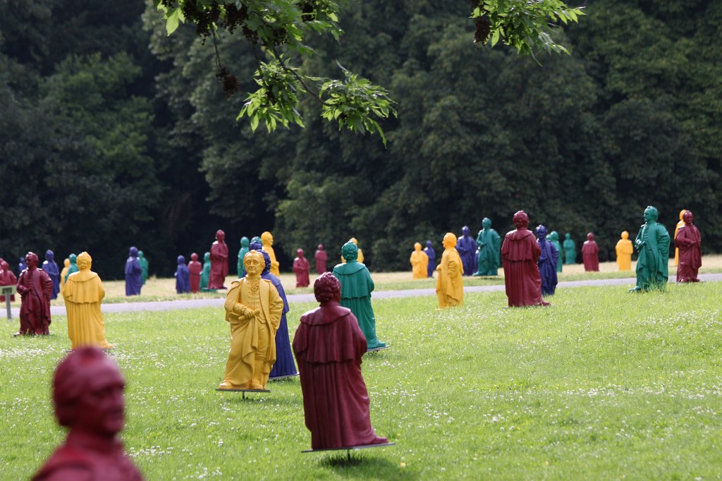 IMG_0956.JPG - Goethe statues at the Goethe University Frankfurt