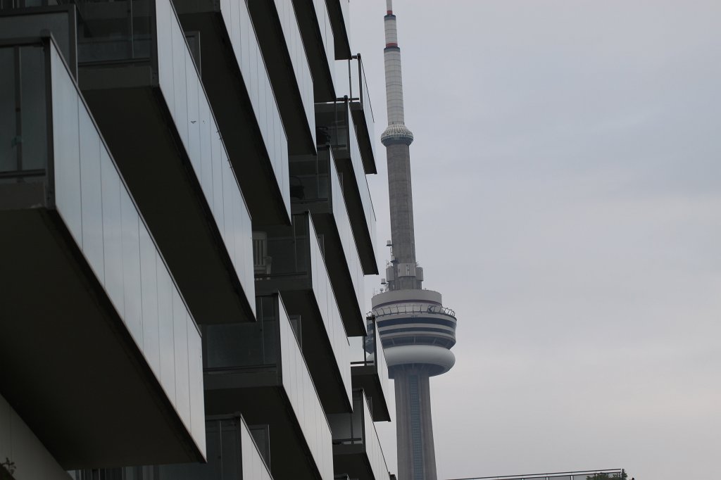 IMG_2158.JPG -  La Tour CN Tower 