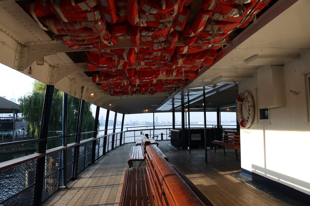 IMG_2204.JPG - Ferry