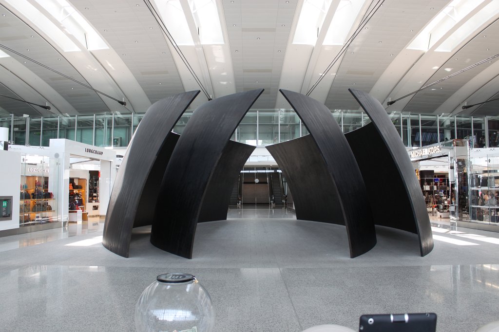 IMG_3172.JPG - Airport art