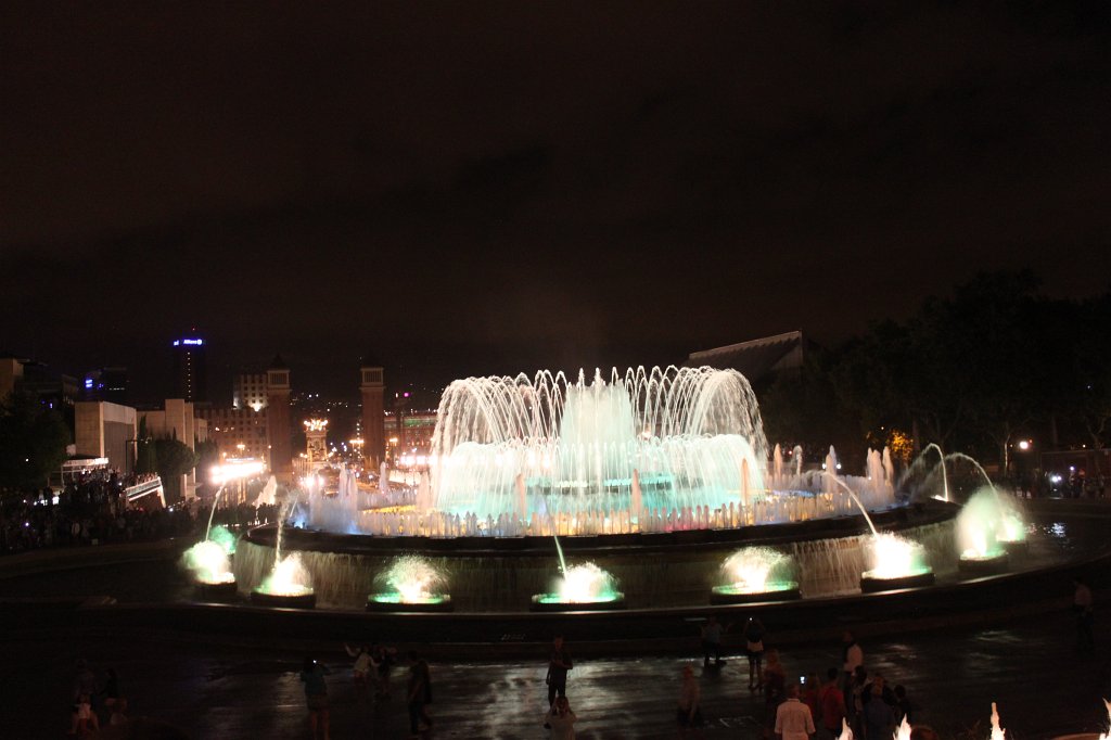 IMG_3983.JPG -  Font màgica de Montjuïc  - Water, light and music show
