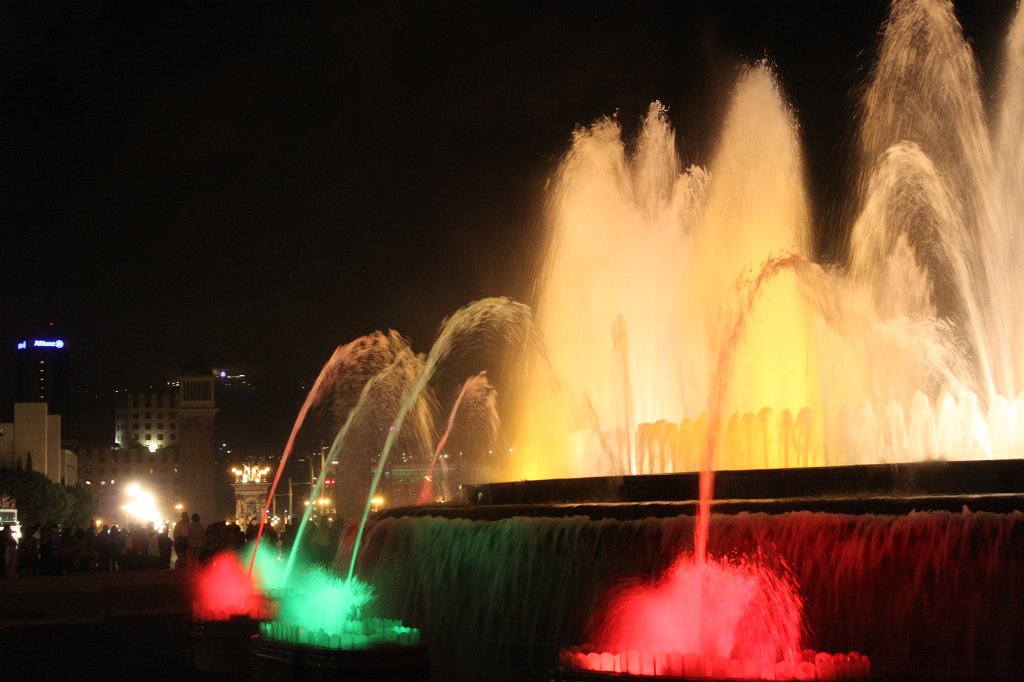 IMG_4132.JPG -  Font màgica de Montjuïc  - Water, light and music show